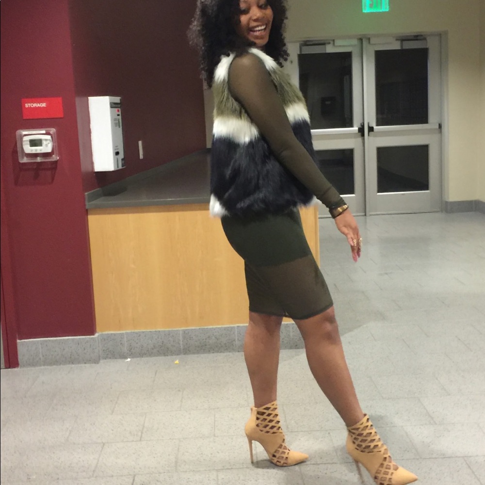 Fur vest